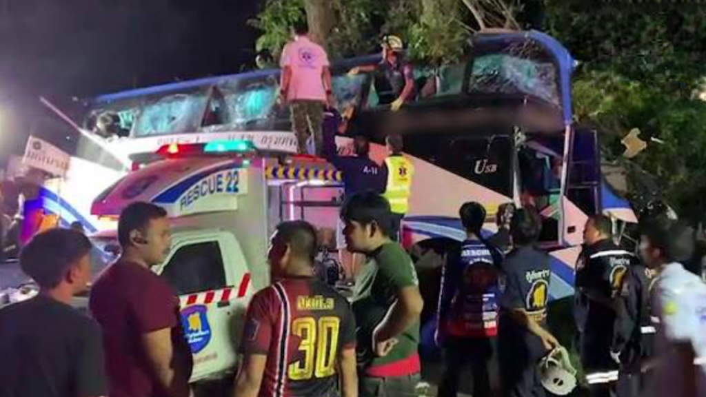 As a result of a bus accident in Prachuap Khiri Khan province, 14 people died, and 35 others were injured.