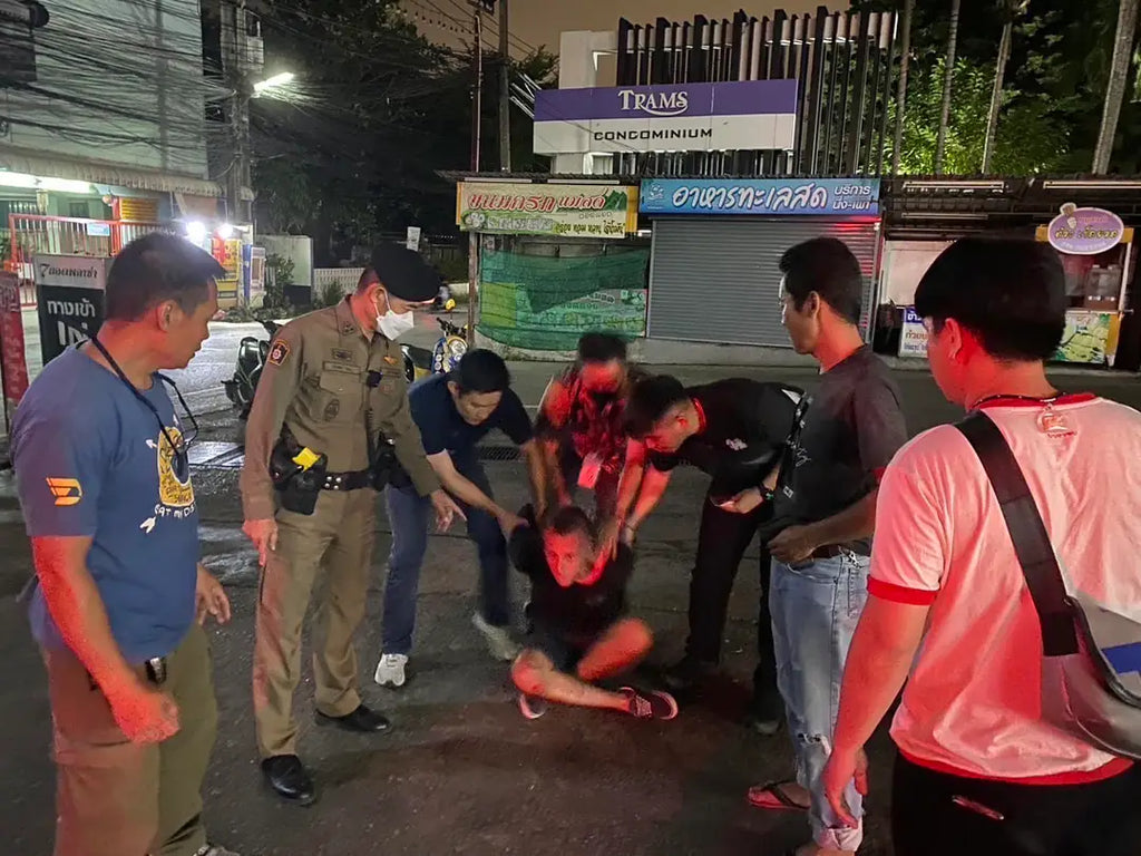 Police in Chiang Mai arrested a U.S. citizen for stabbing two Dutch tourists.